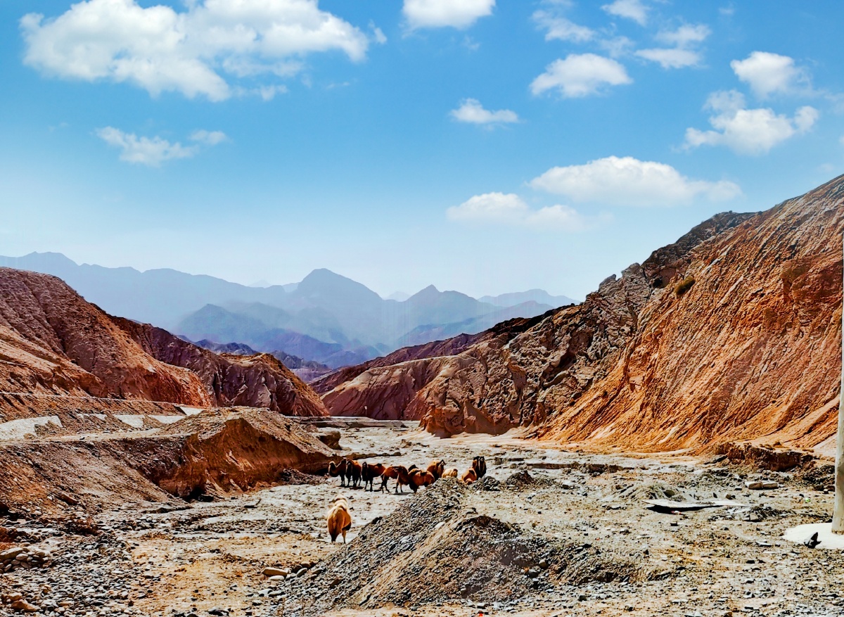 塔莎古道叶尔羌河沿岸风景. - melodyd - 图虫