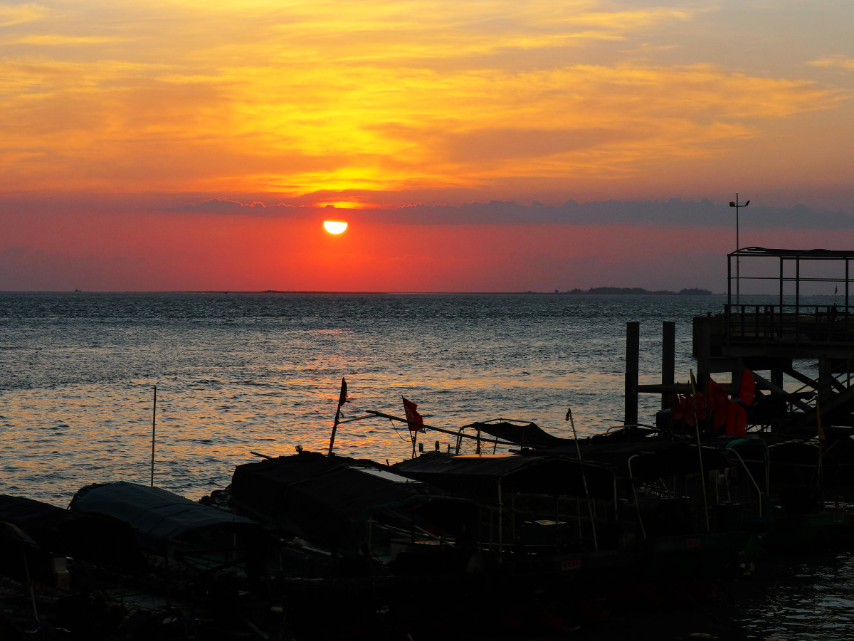 日落的印象,摄于硵洲岛5月4日. - melodyd - 图虫