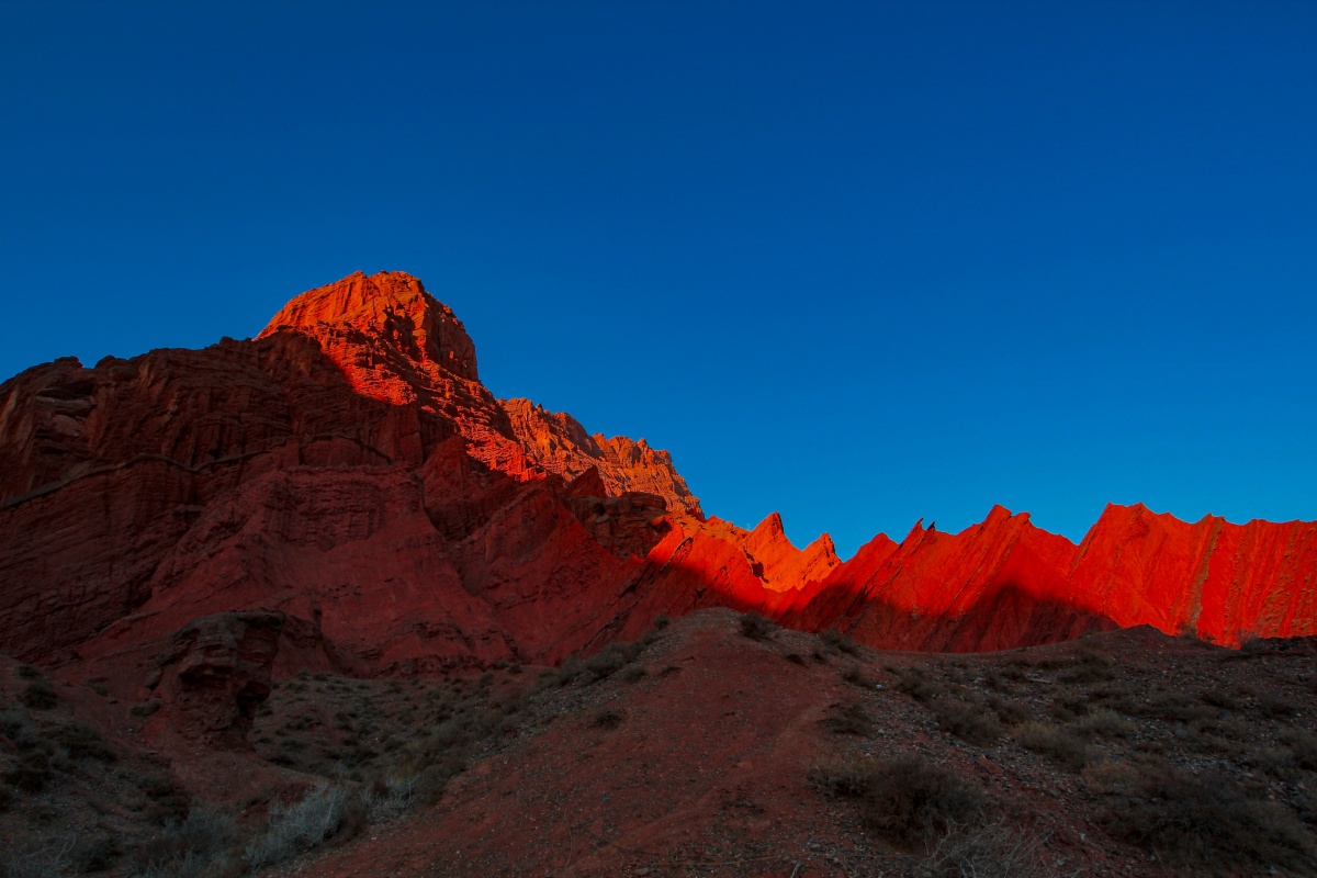 新疆天山红山大峡谷