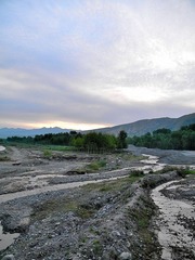 红崖子沟的早晨