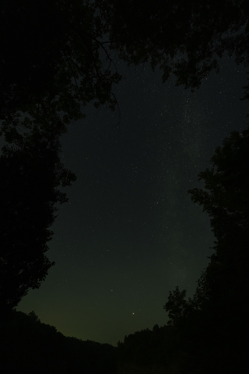 拍的银河 瀑布,很zz的半夜冲过去意识到,天太黑,这要么从蓝调拍到天黑