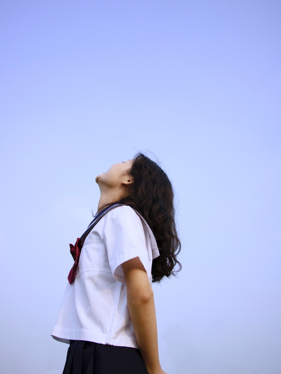 蓝天#美女头像#写真#校园写真#jk#jk制服 - 李i木子 - 图虫