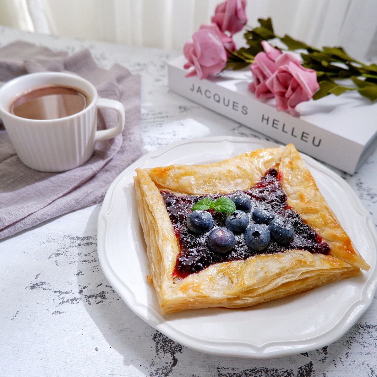 自制蓝莓酱千层酥