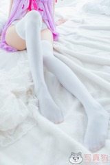 8676
