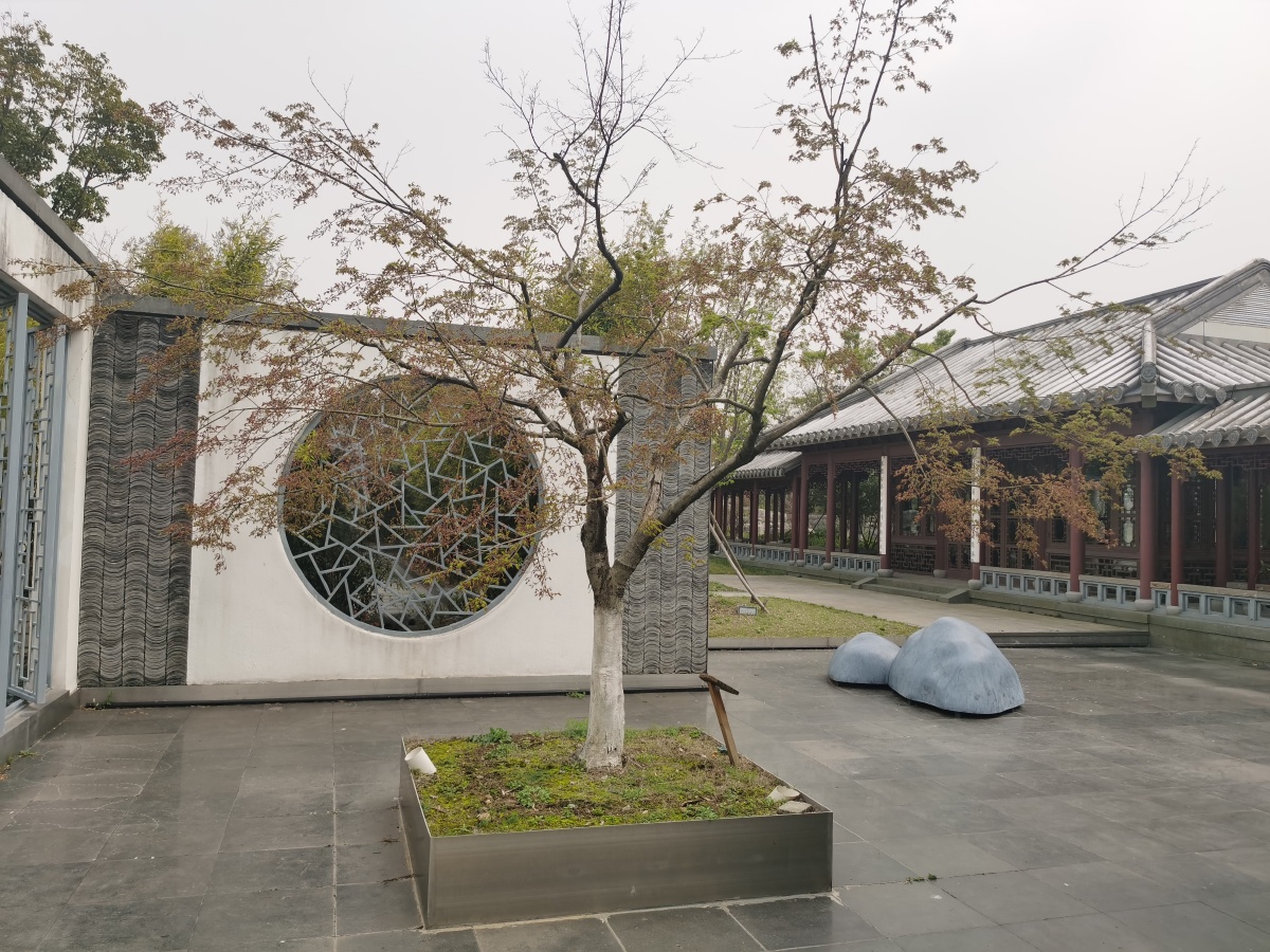 苏州园林小筑春深