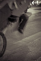 弹蹬
