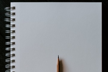 1116