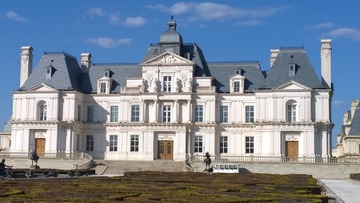 1875