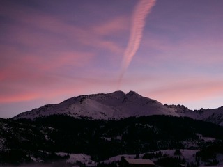 57475