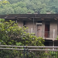 730095