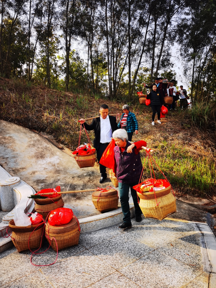 体验梅州客家人清明祭祀场景