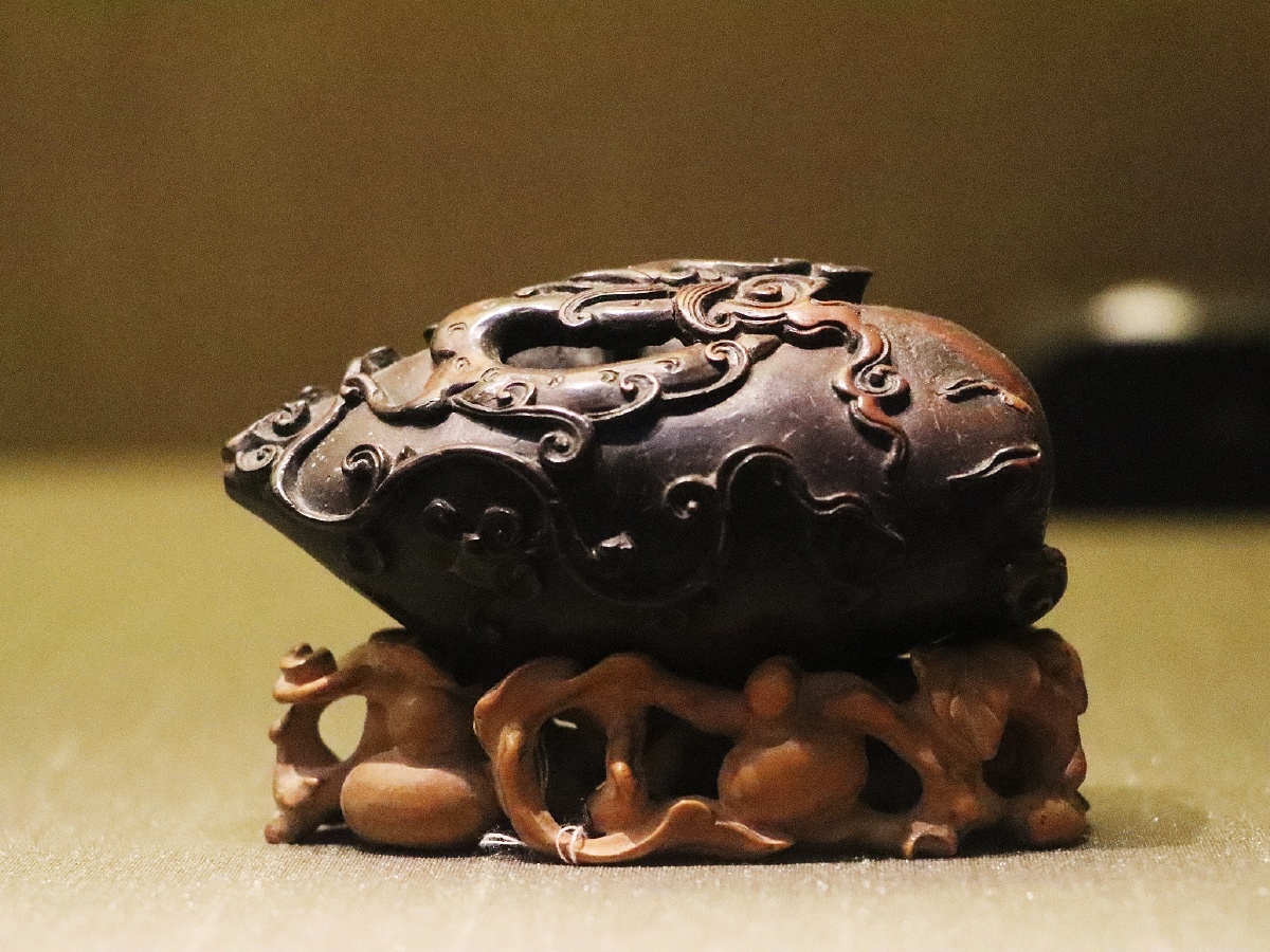 苏州博物馆出土清槟榔木雕水注