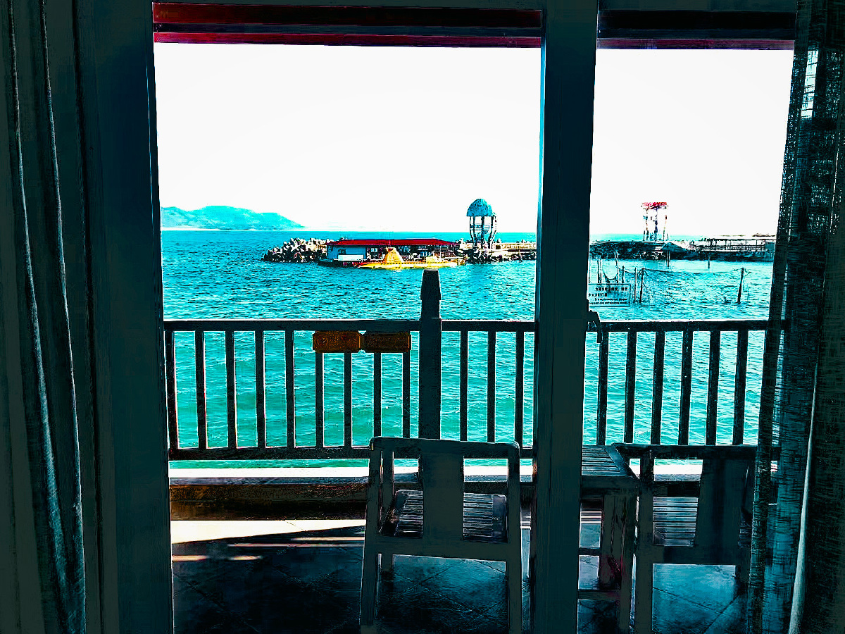 窗外的海景是我向往自由的样子