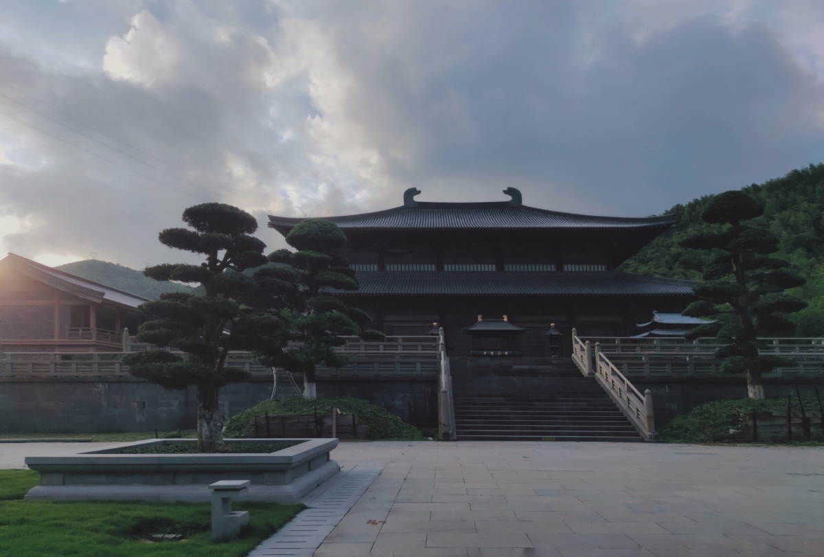 古刹香山教寺距今已有1300年历史