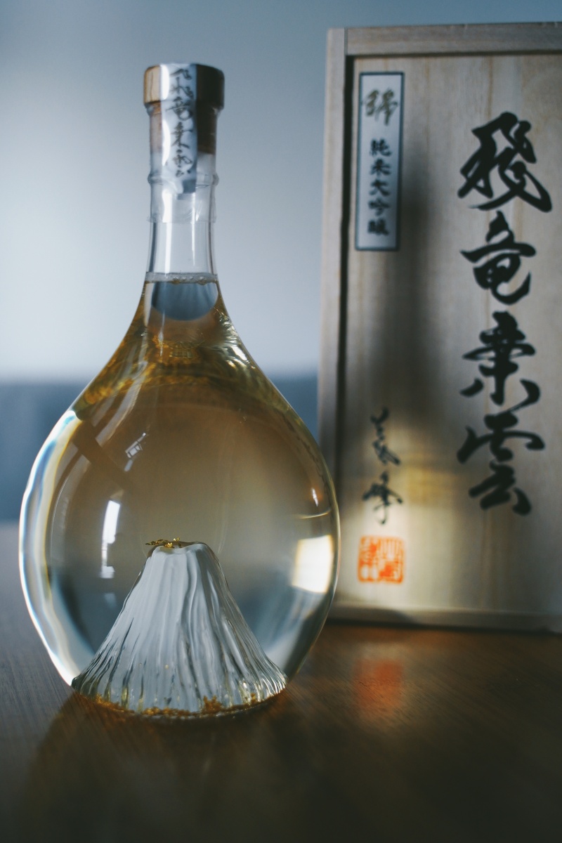 日本飞龙乘云金箔清酒,富士の酒.