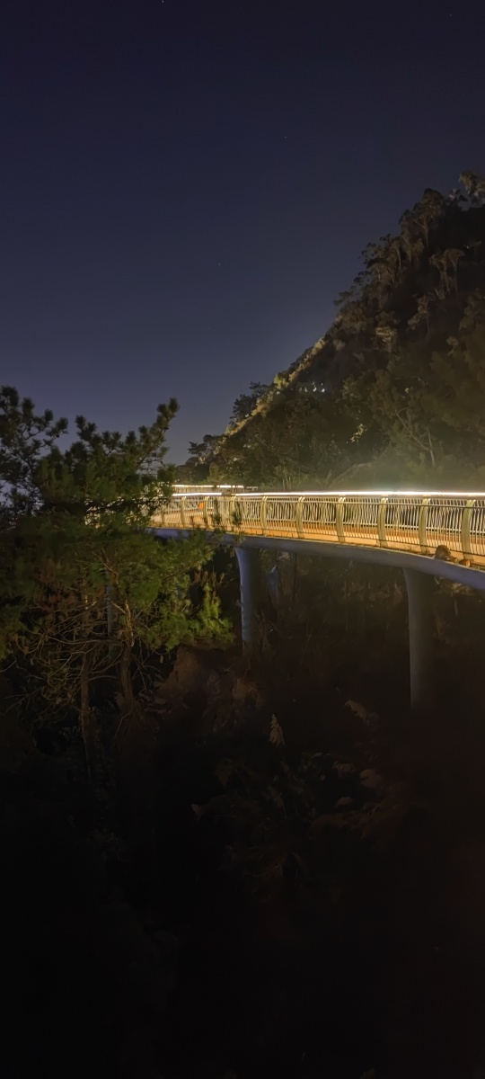 福建省福清市玉融山公园五马山景区风景夜景亭子栈道,城市夜景河边