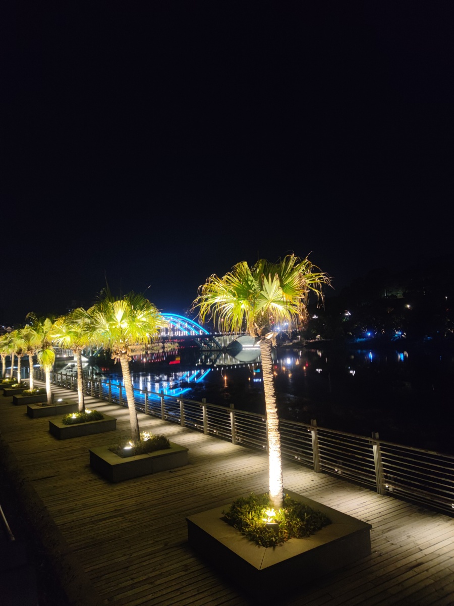 福建省福清市玉融山公园五马山景区风景夜景亭子栈道,城市夜景河边