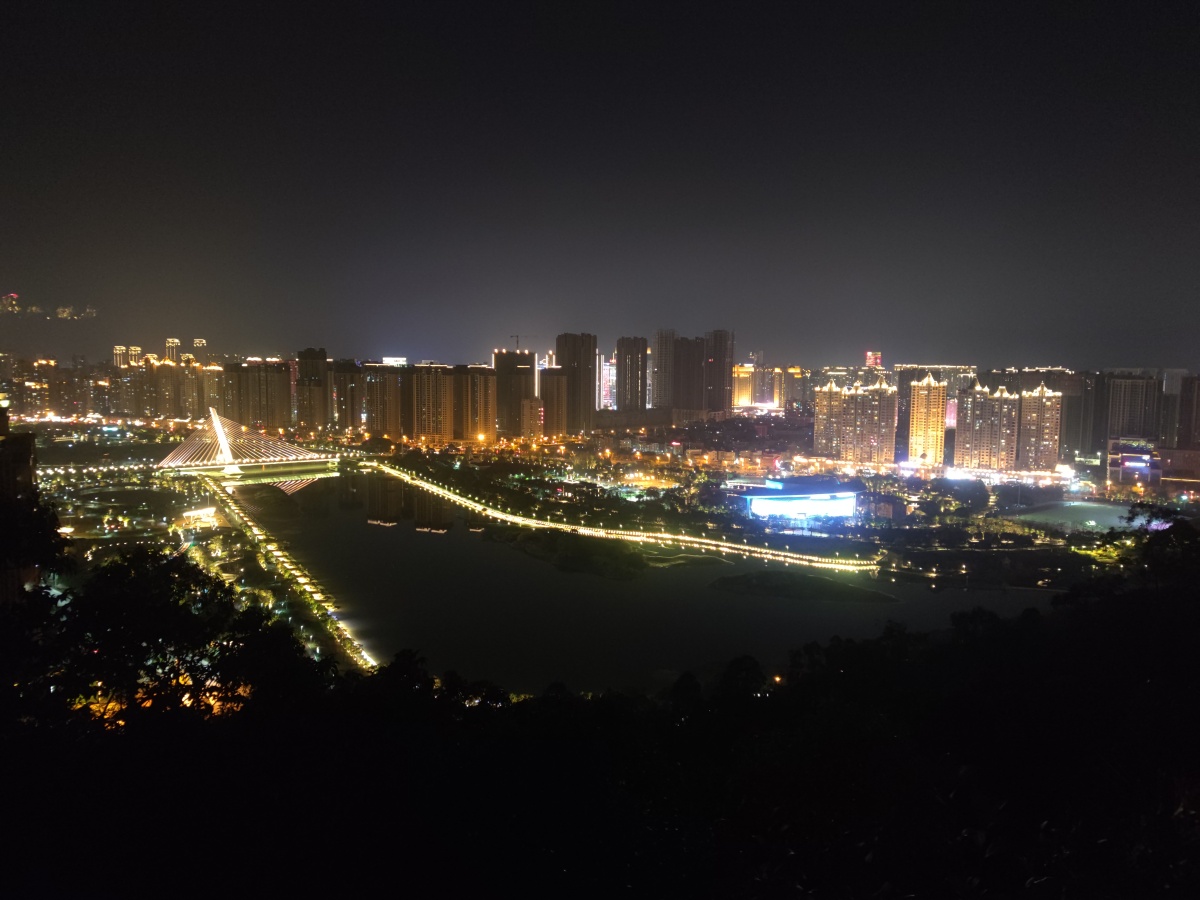 福建省福清市玉融山公园五马山景区风景夜景亭子栈道,城市夜景河边