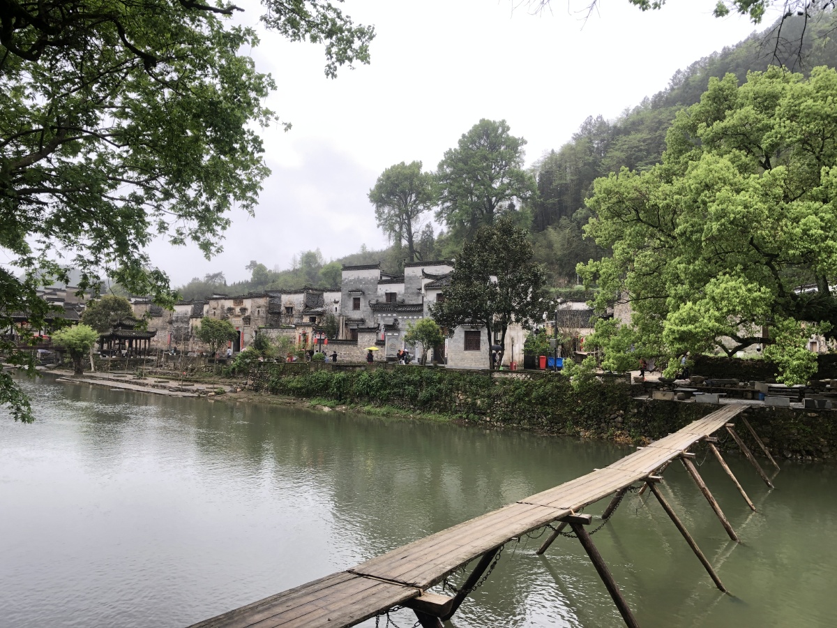 瑶里古镇老街风景秀丽烟雨蒙蒙细雨绵绵