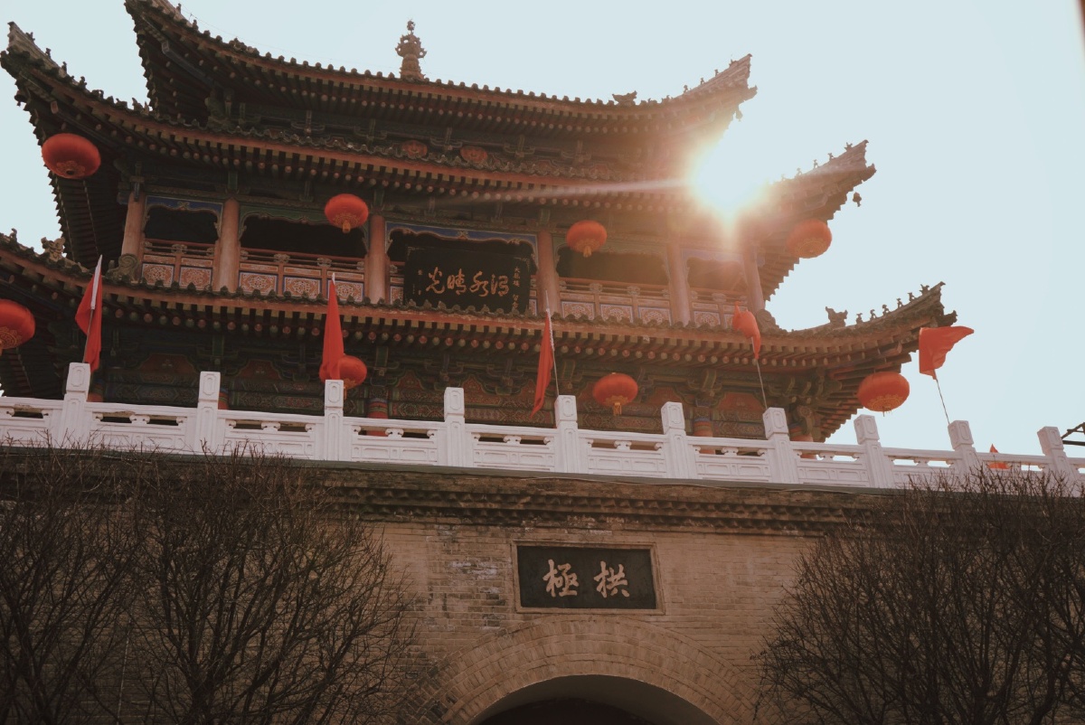 陕西省西安市鄠邑区大年初一的钟楼