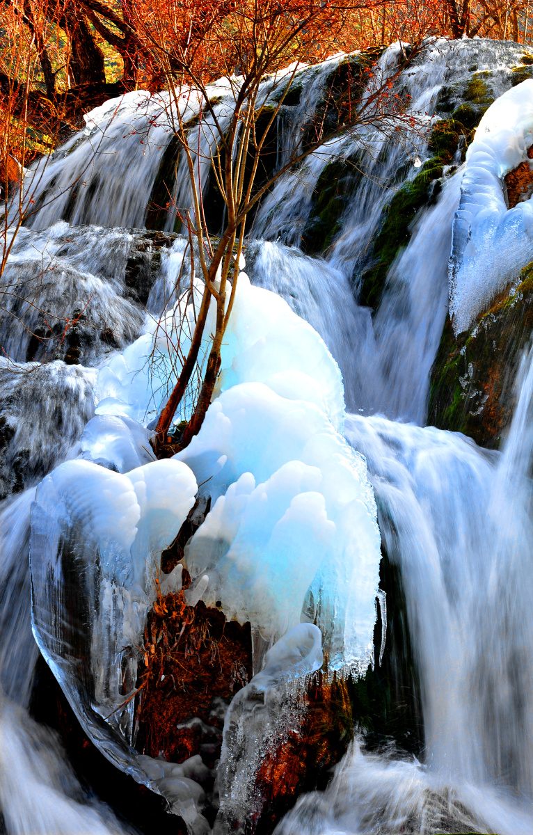 九寨沟的冰瀑