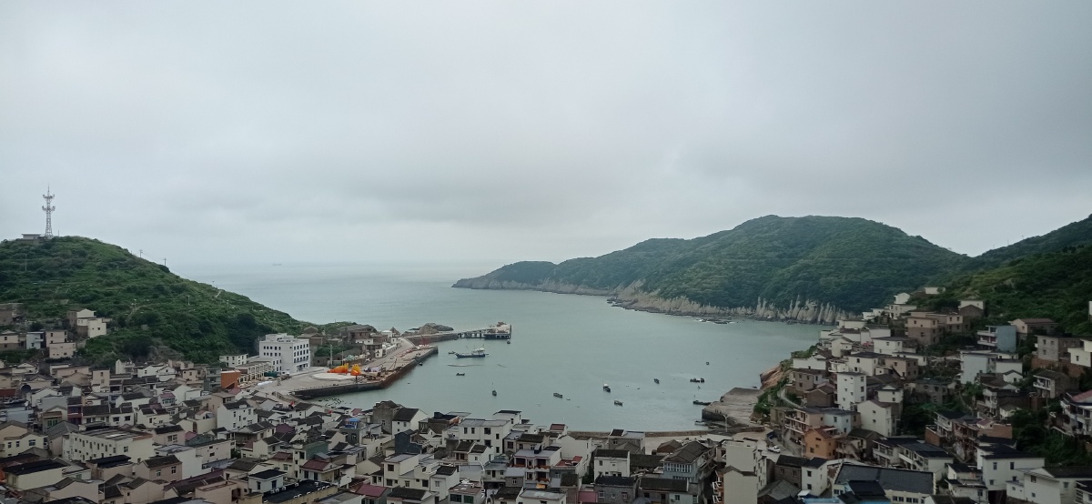 阴天的南港村