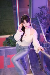 2D302AF1-5012-470C-9FD2-AC48BB0A4323/L0/001
