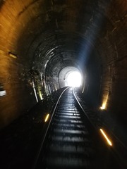 7352