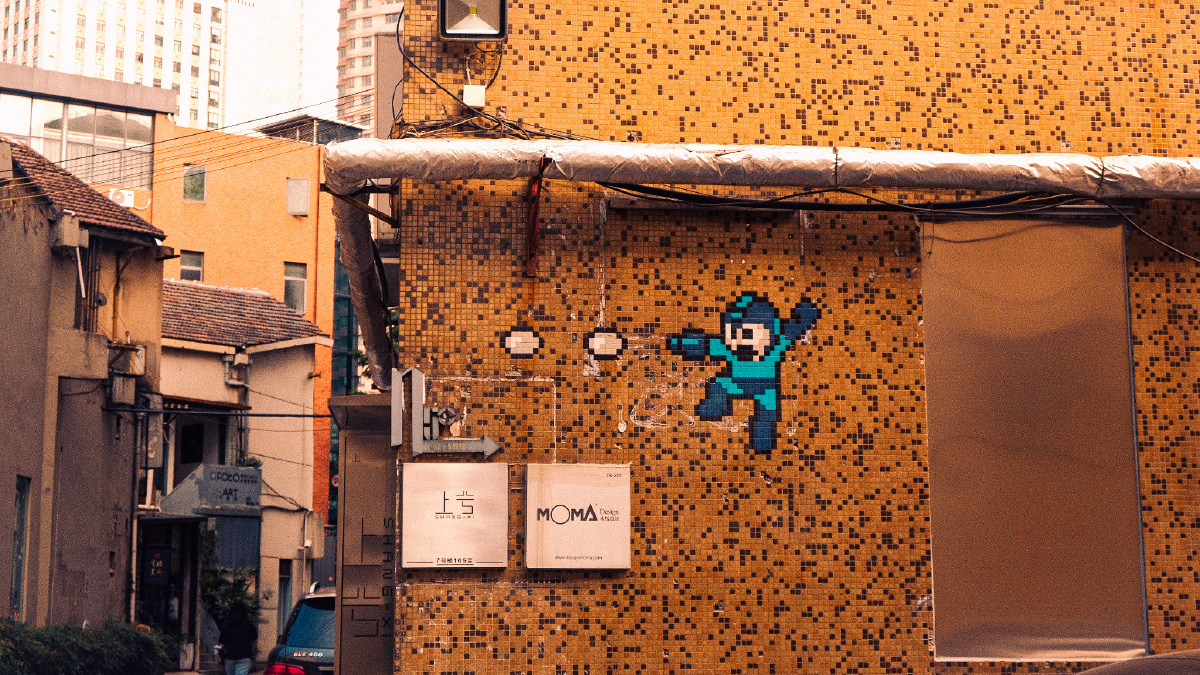 上海莫干山路创意园区涂鸦艺术可不能少