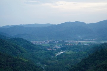 66B87A6C-E63E-4279-A116-27A68255EF01/L0/001
