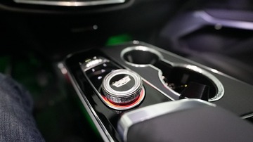 245810