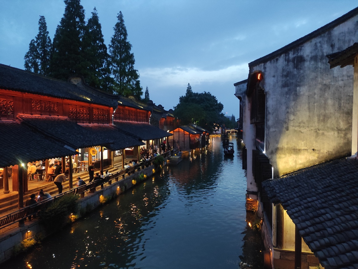 一组照片反映苏杭美景