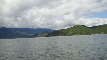 BB4A25C2-8F5F-423C-92AE-3C019EDF045A/L0/001
