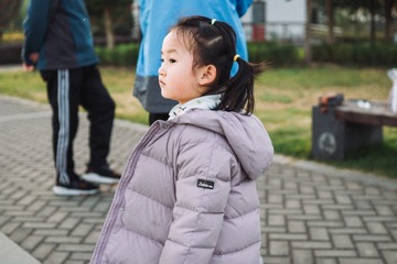 6427