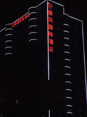 107177