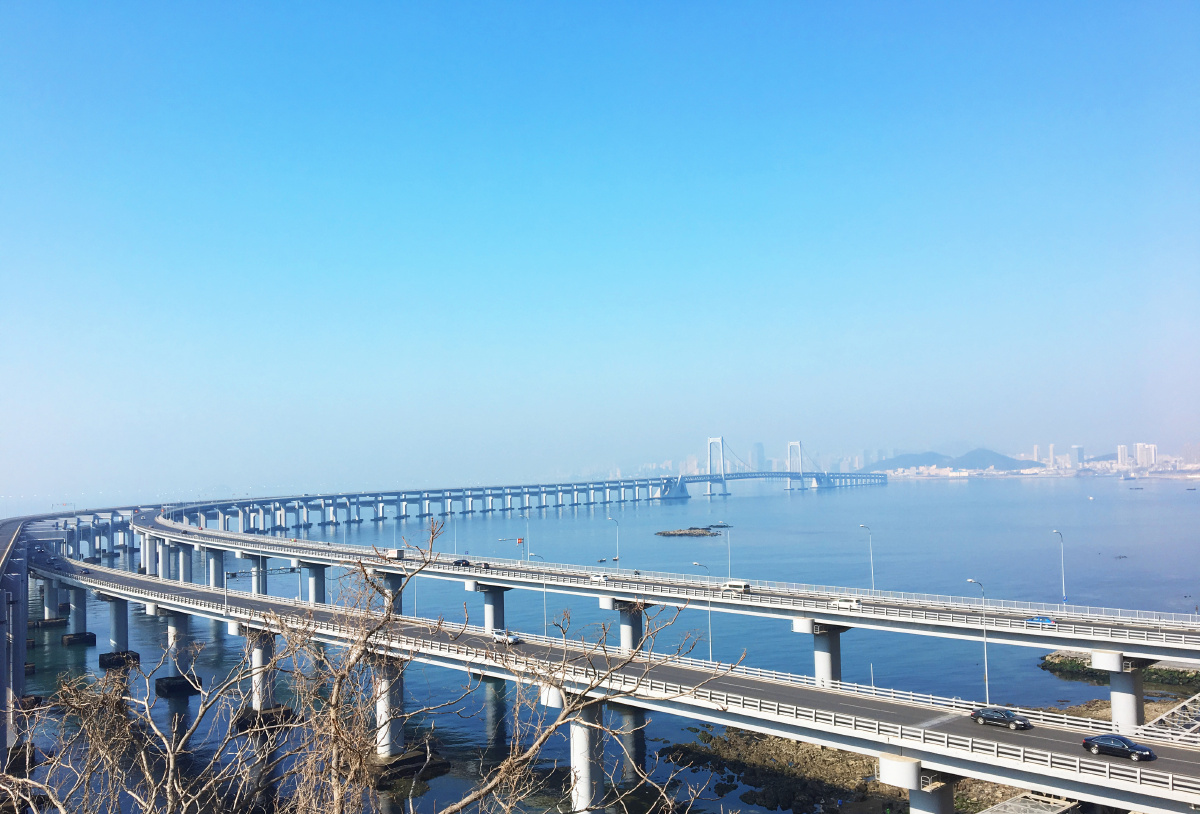 大连海边星海跨海大桥