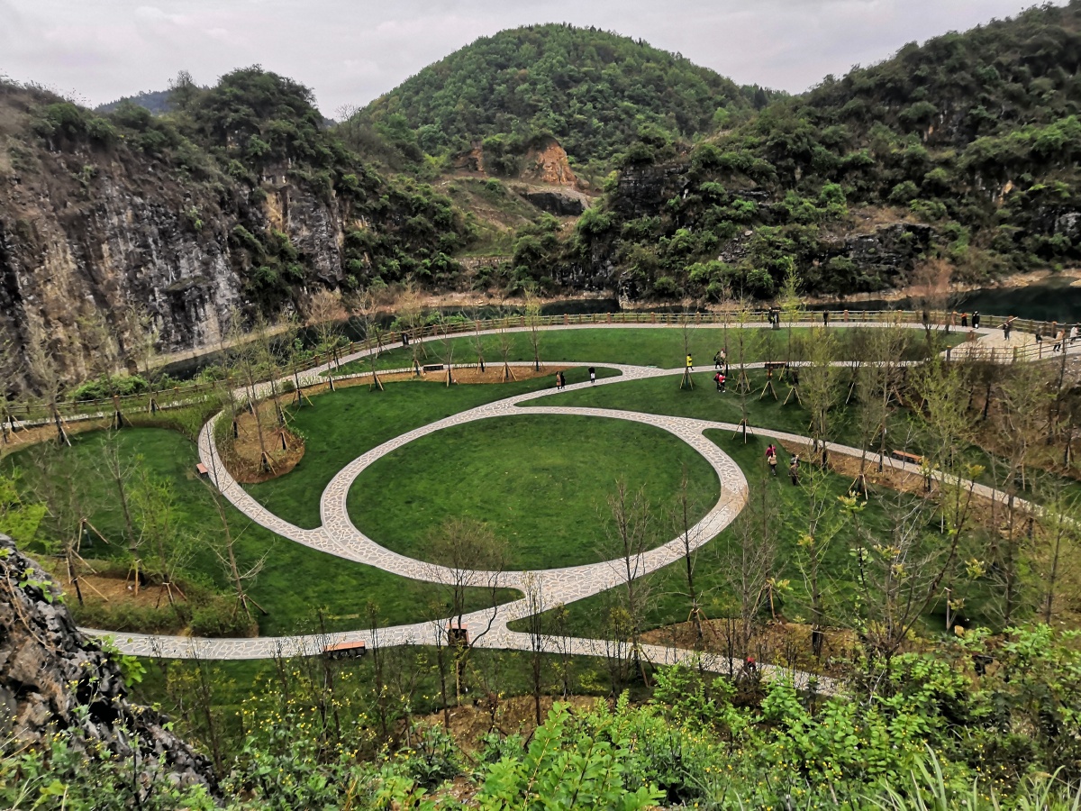 重庆矿山公园自驾游