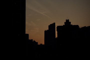 AB51FE75-9F2F-4373-ABA5-597B75BB145B/L0/001