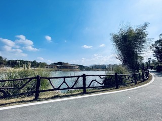 AB34B2D7-795C-4839-9A29-1422C586FF19/L0/001