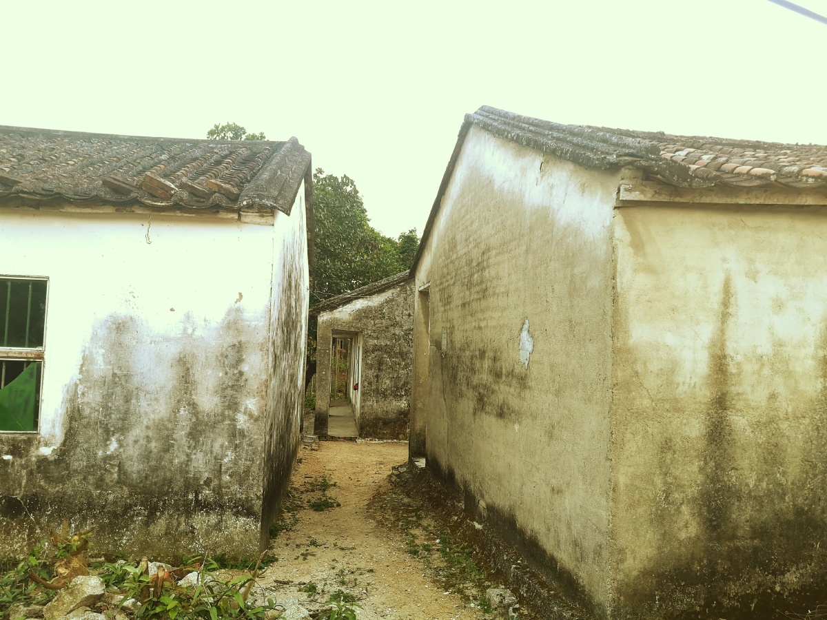 破旧的老房子出炉了