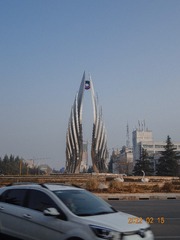 289082