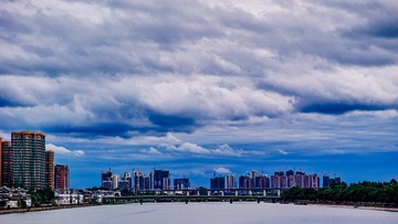 2F62F376-18AC-4302-A83E-E7D481AE6DE2/L0/001