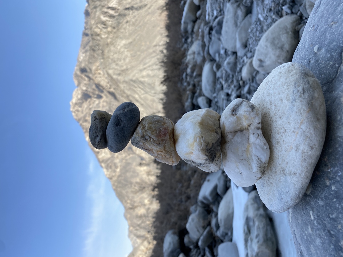 库尔楚天山大峡谷