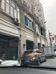 5E521033-90E9-4212-B22B-081191F72526/L0/001
