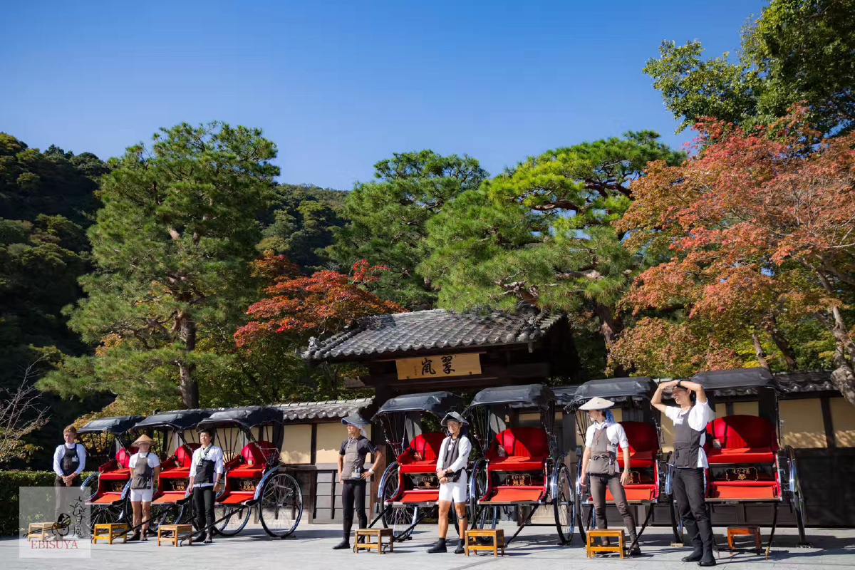 京都的人力车小哥敬业