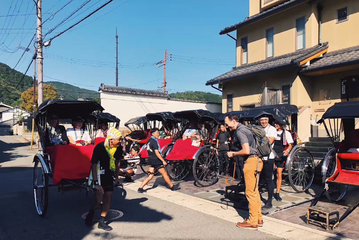 京都的人力车小哥敬业