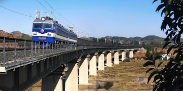904348