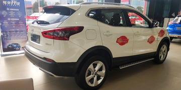 895006