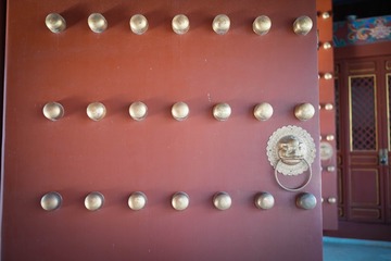 43748