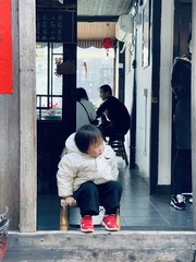 001